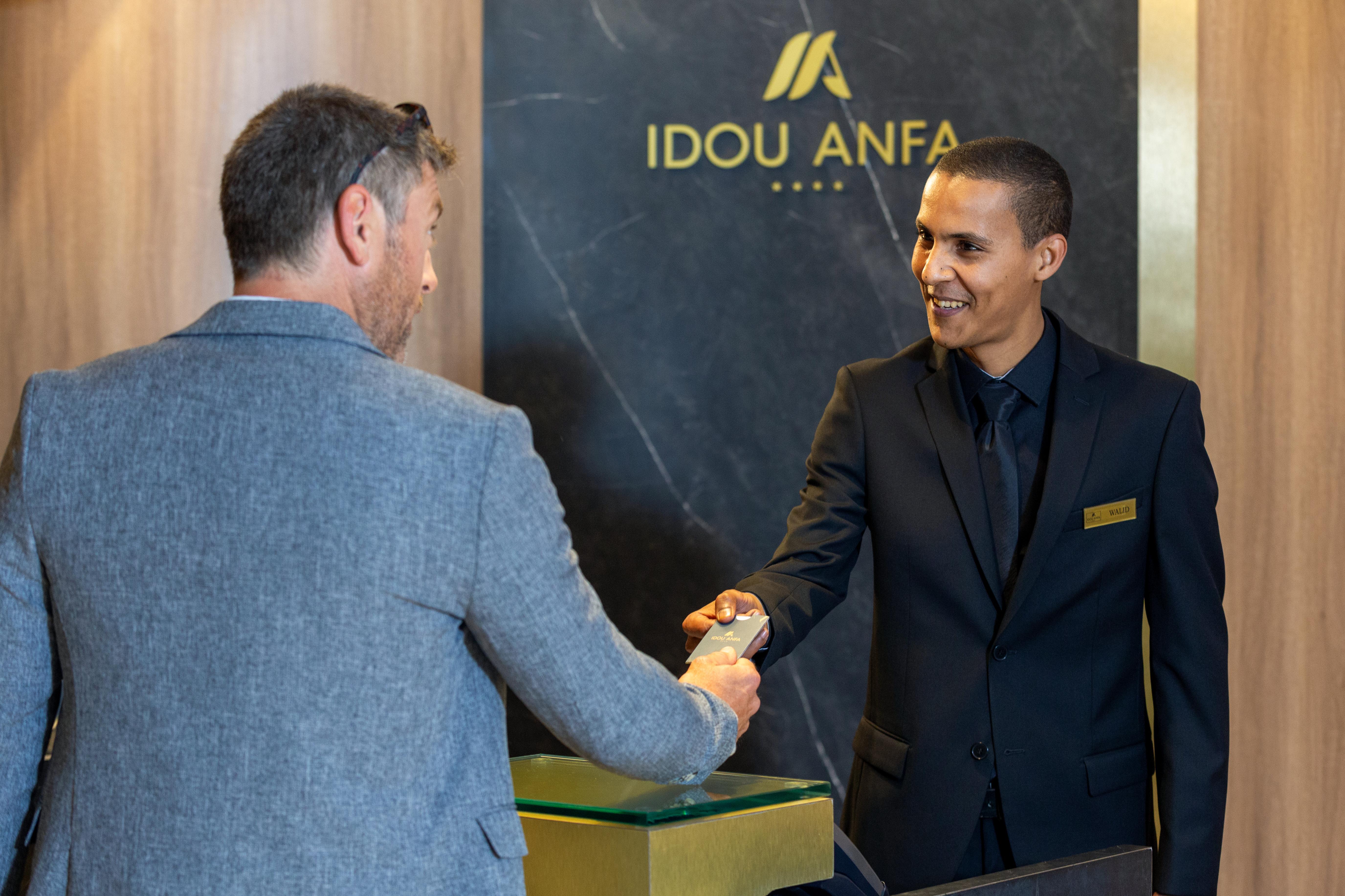 Idou Anfa &